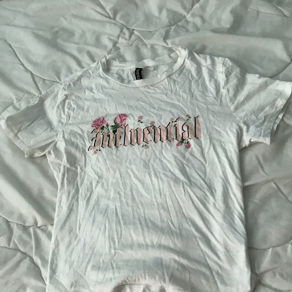 H and M Tee - Picture 2 of 2